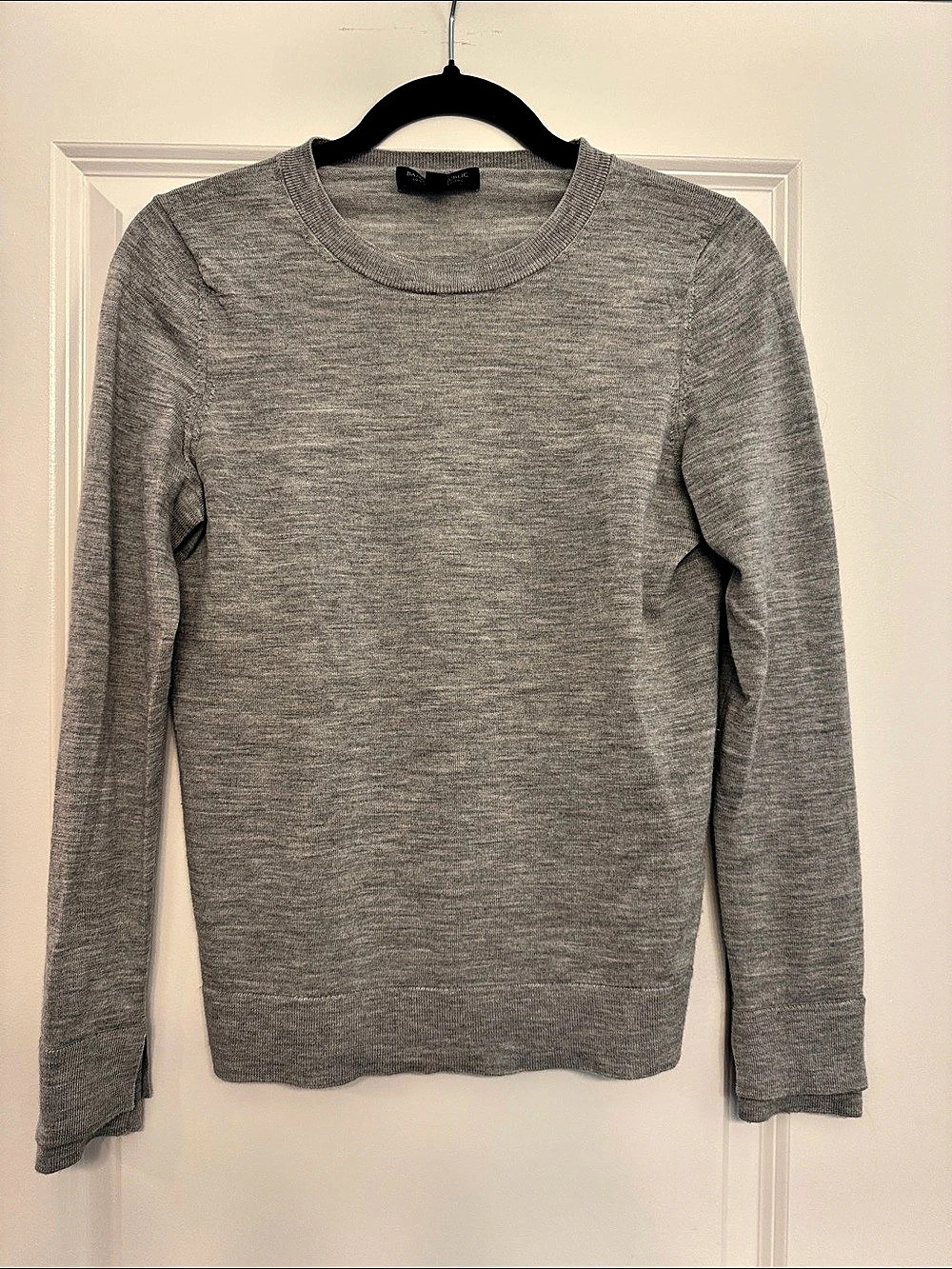 Banana Republic Gray Marino Wool Crewneck Sweater Size Small